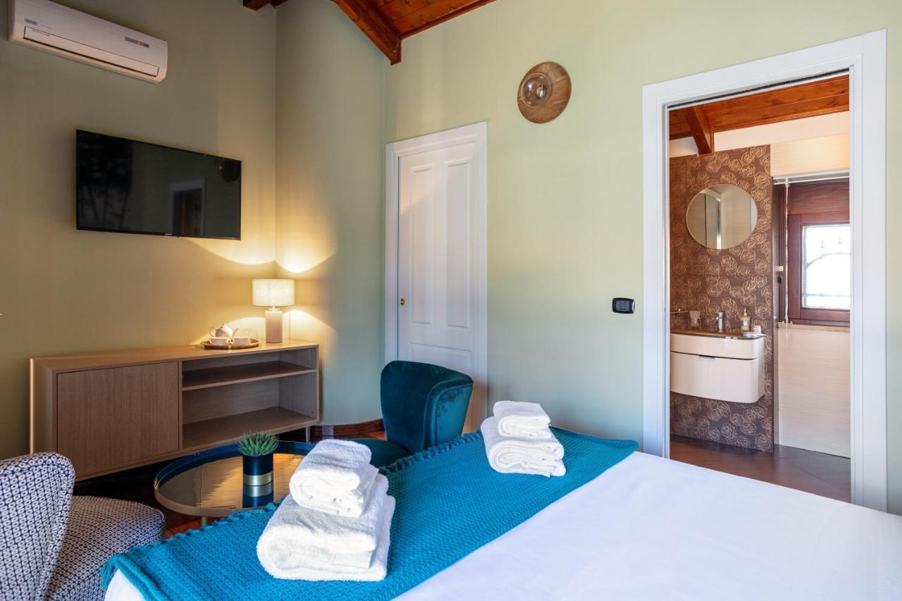 Pavean Suites Frattaminore Esterno foto